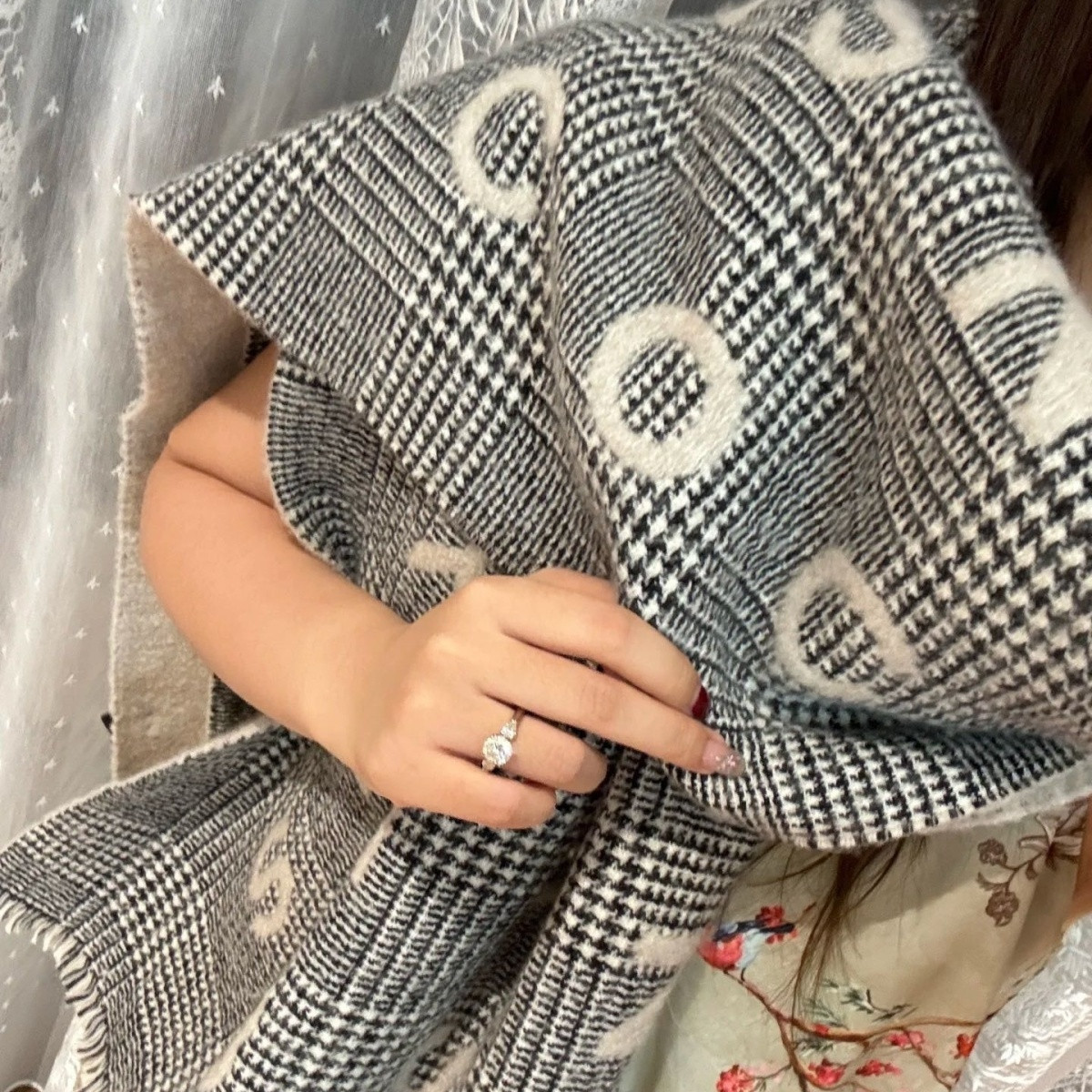 🧣シャネルの新作スカーフ