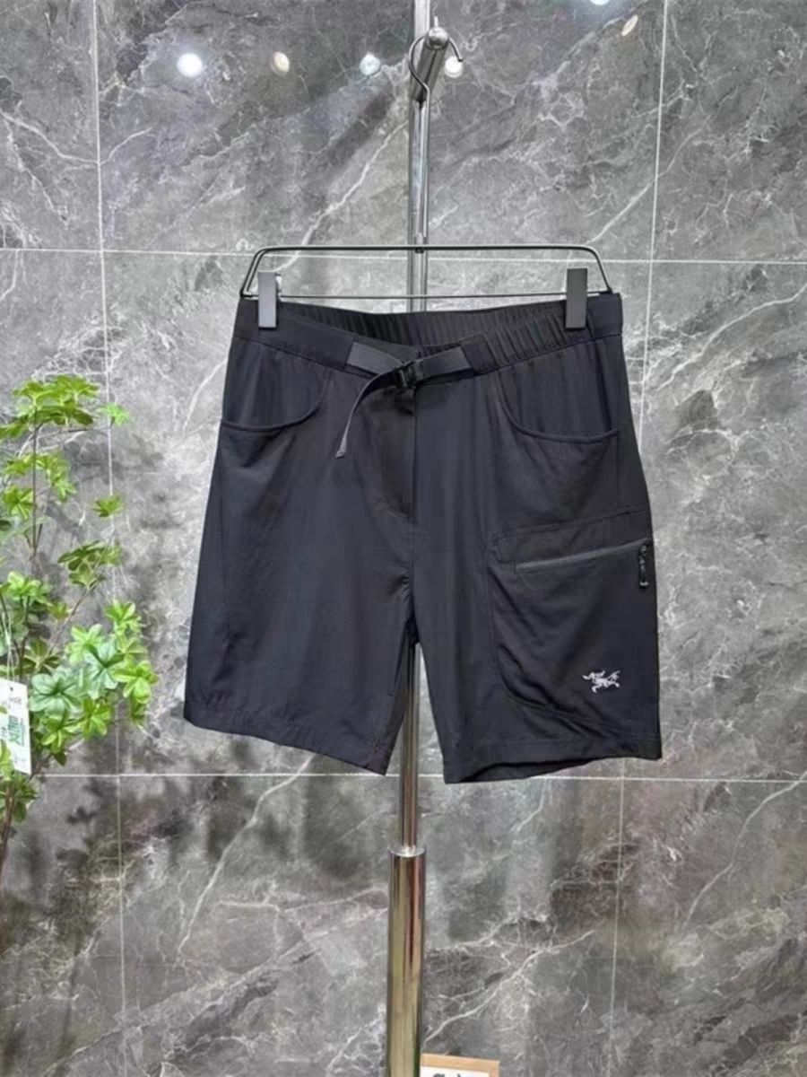 ARCTERYX  モノグラム刺繍ショートパンツ【 50％割引+送料無料】