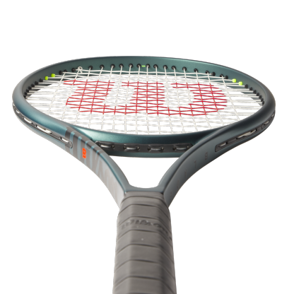 Blade 100UL V9 Performance Tennis Racket Unstrung