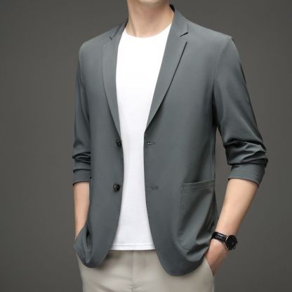 Light mature casual suit for men