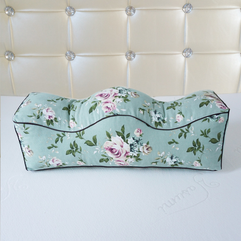 Pressure reducing leg pillow