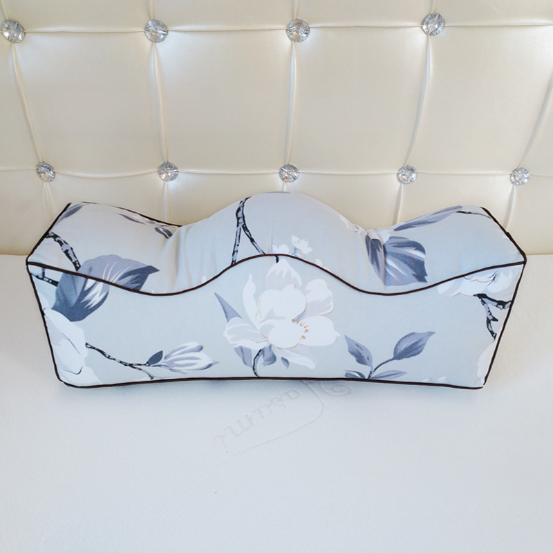 Pressure reducing leg pillow