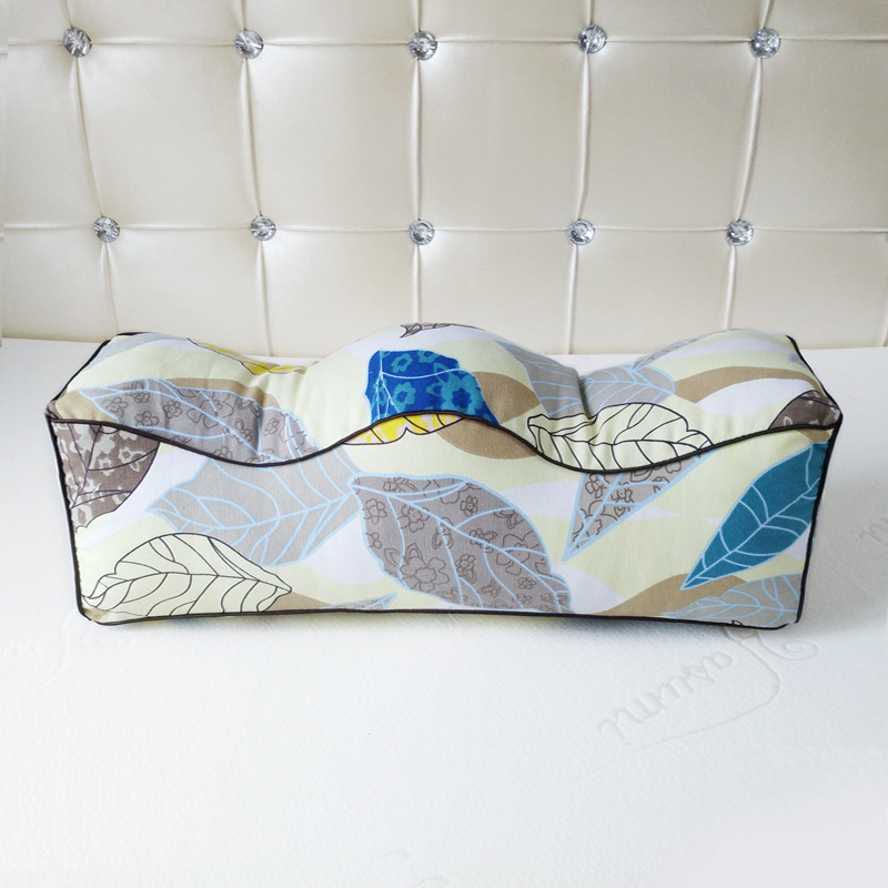 Pressure reducing leg pillow