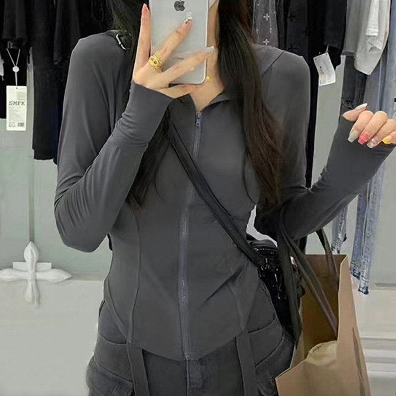 Slim elastic sun protection clothing