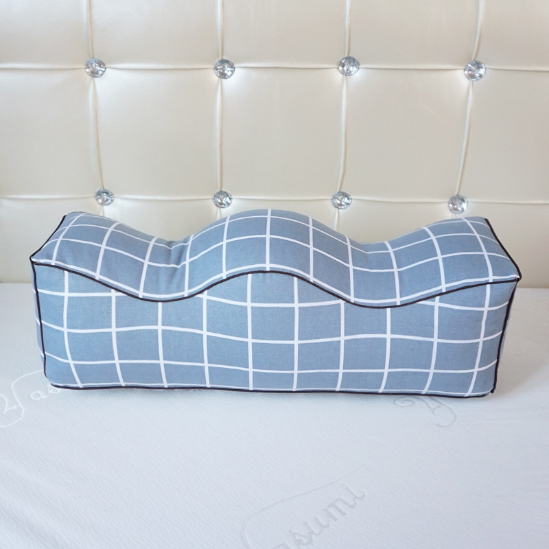 Pressure reducing leg pillow