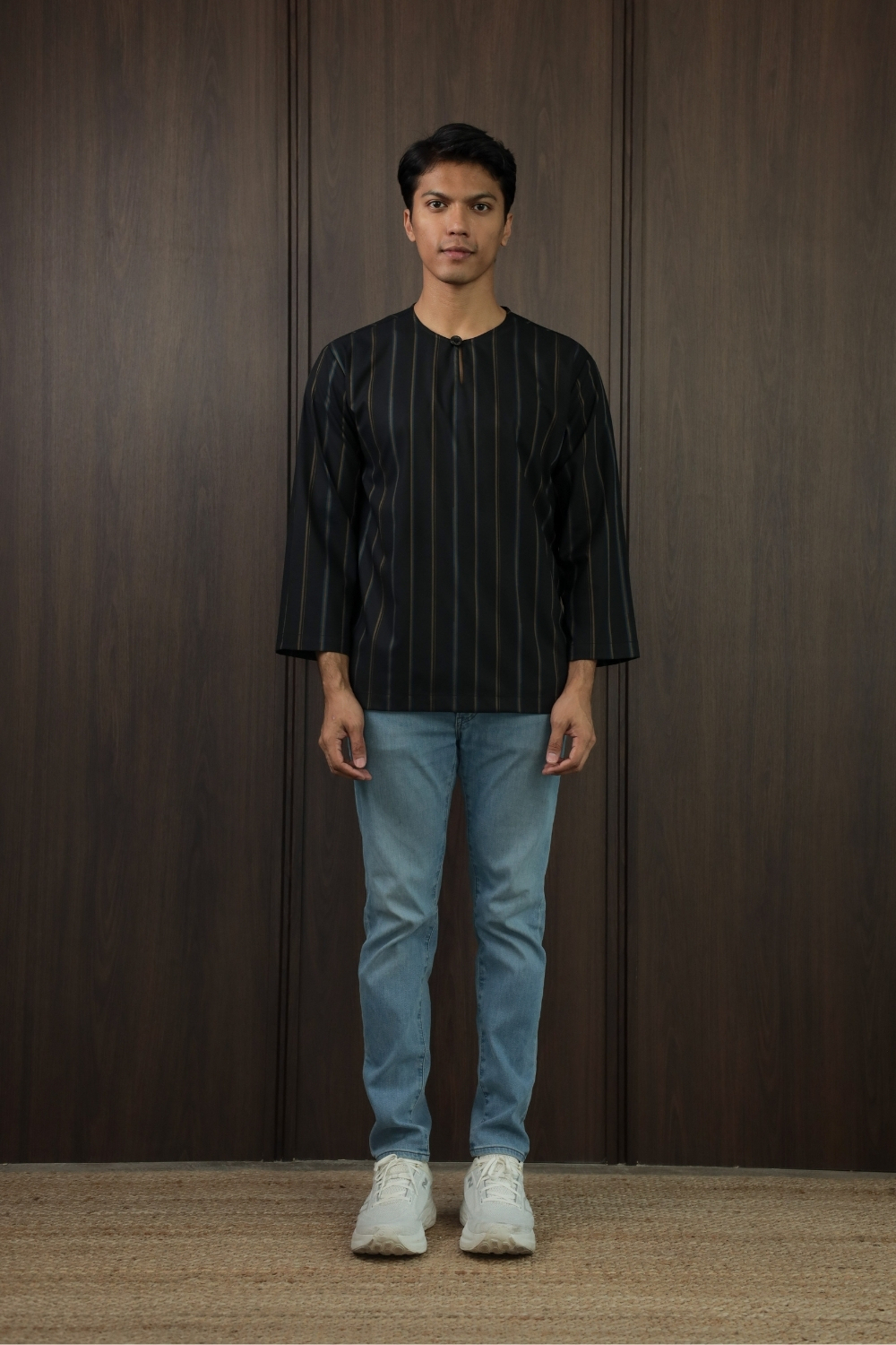 SAMPANA - STRIPE BLACK GOLD