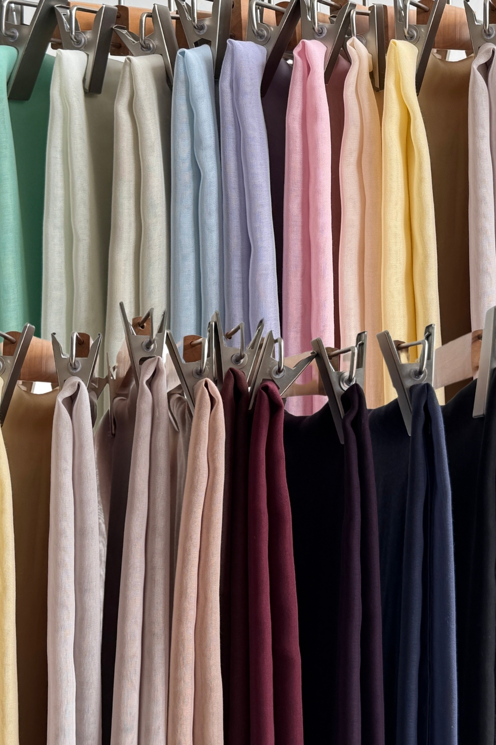 TUDUNG BAWAL NONA