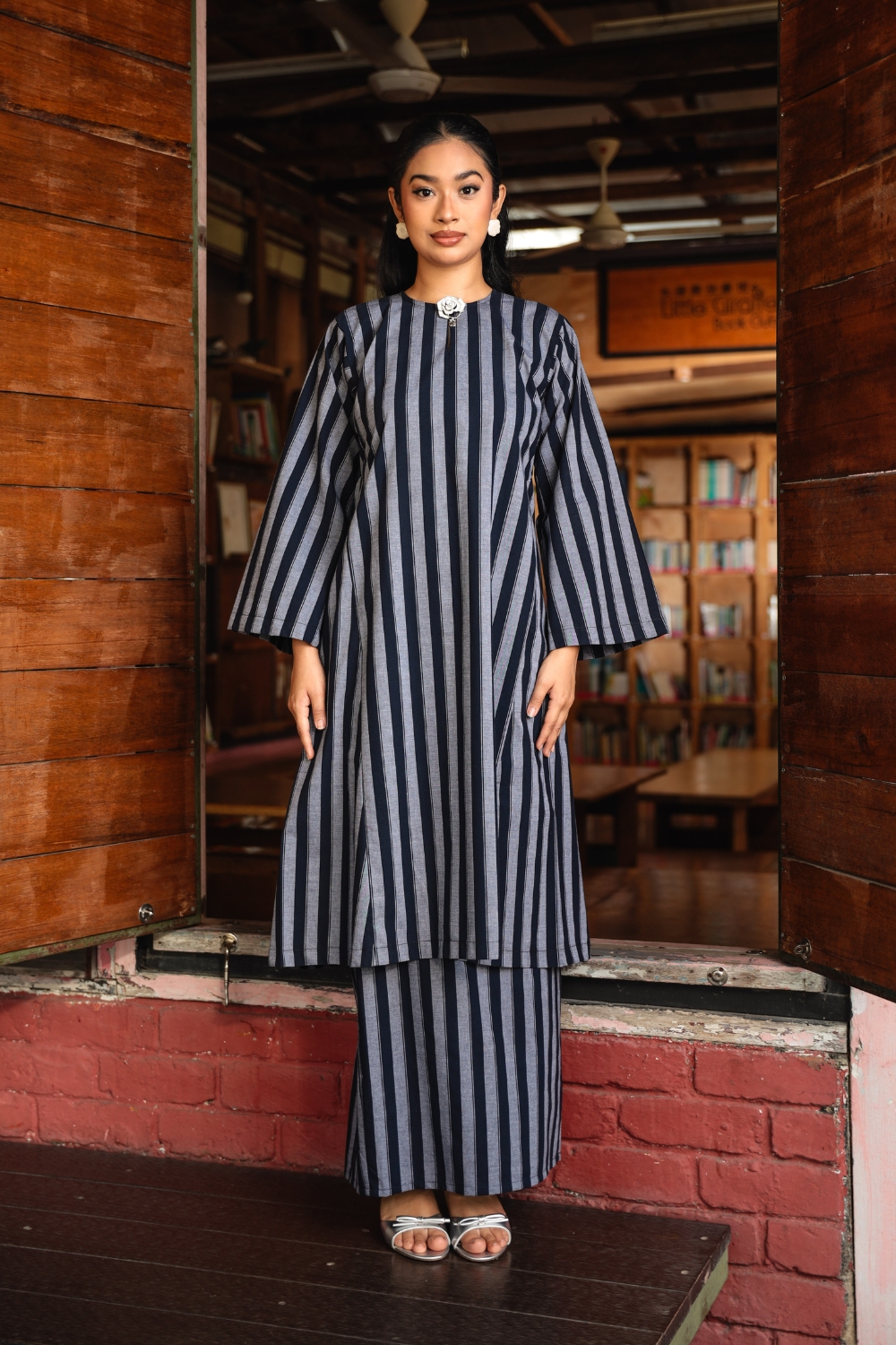 KURONG ROKIAH - NAVY BLUE 