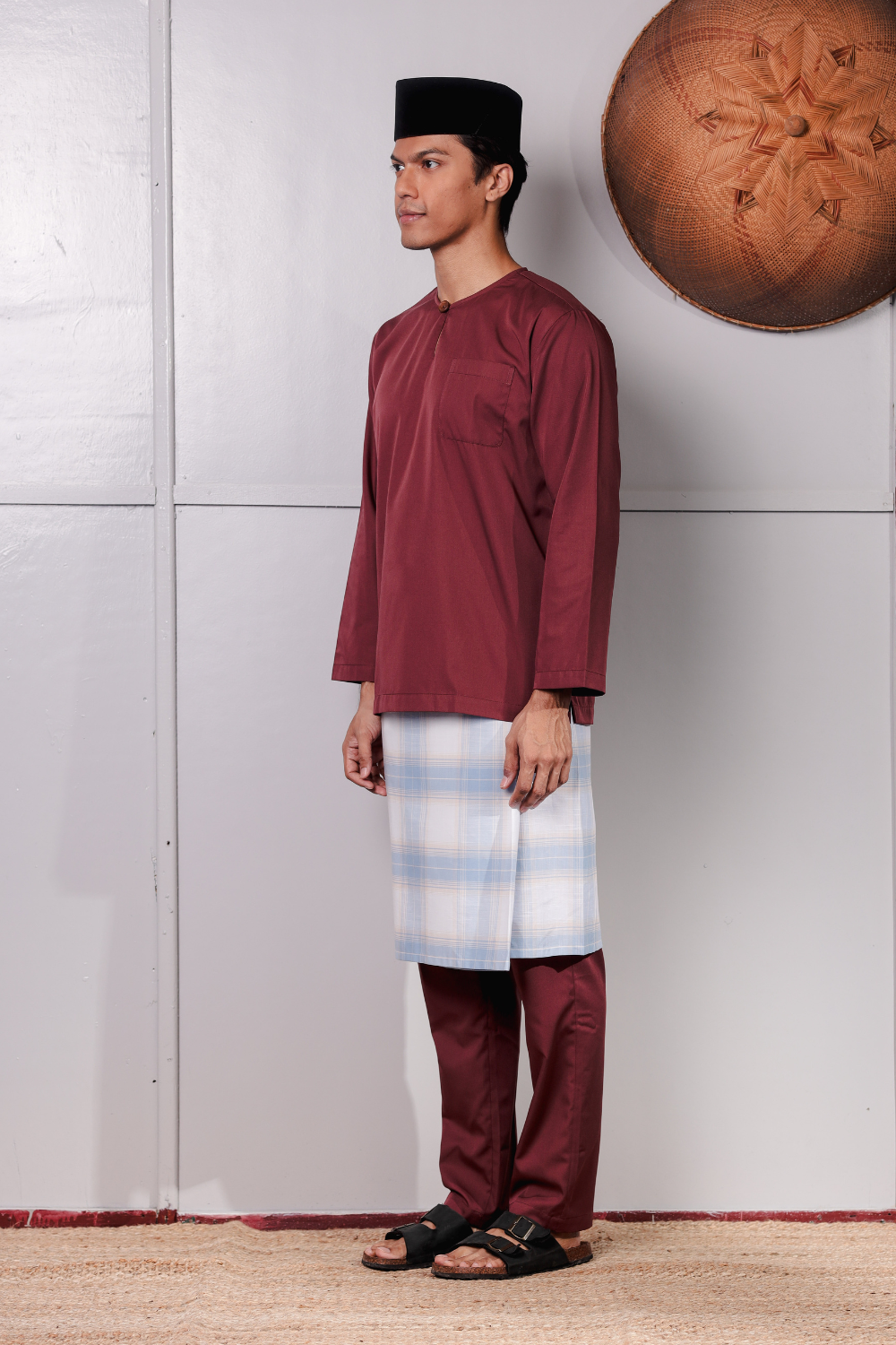 DALEMAN - PLUM MAROON