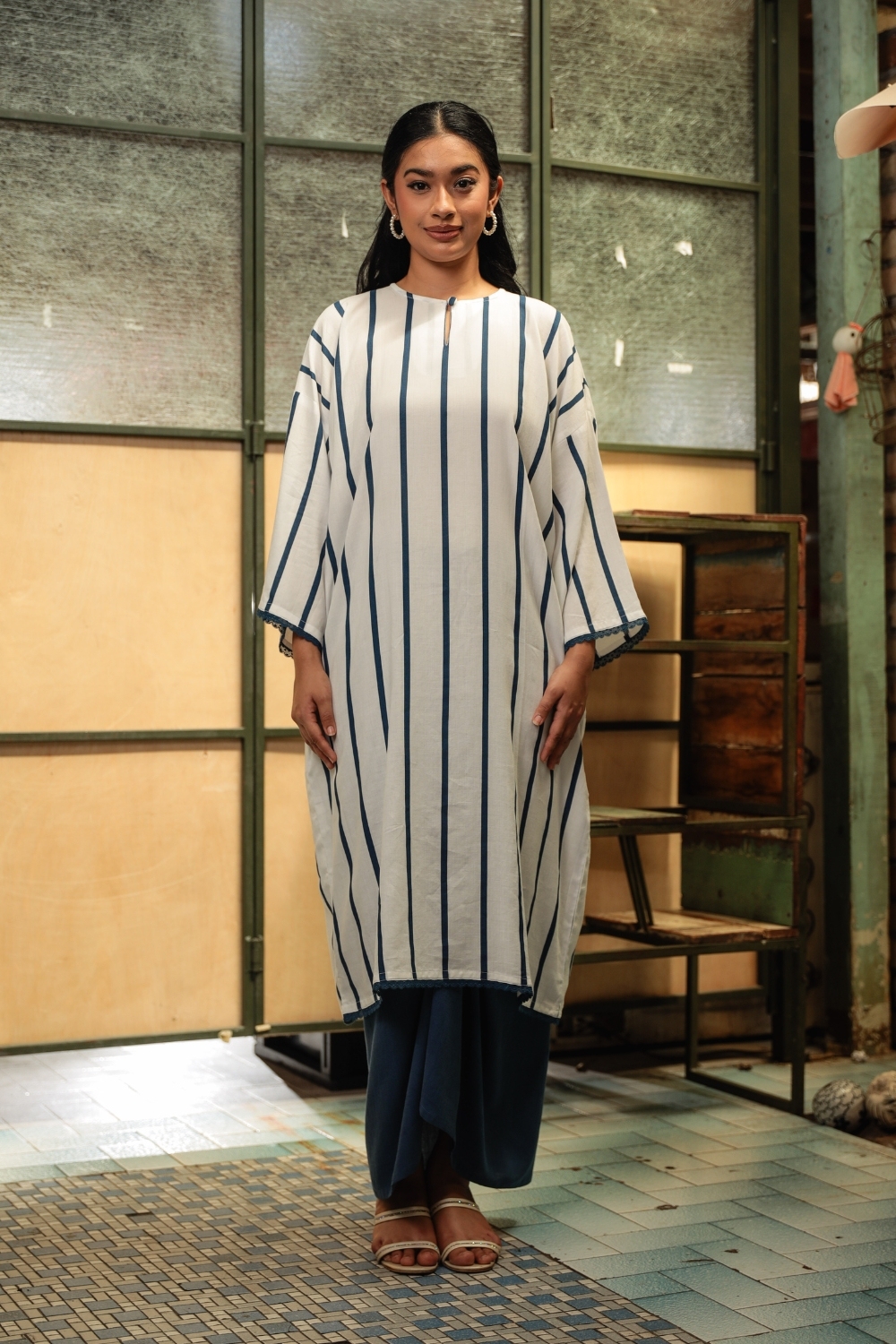 KURONG RAHIMAH - STRIPE NAVY BLUE
