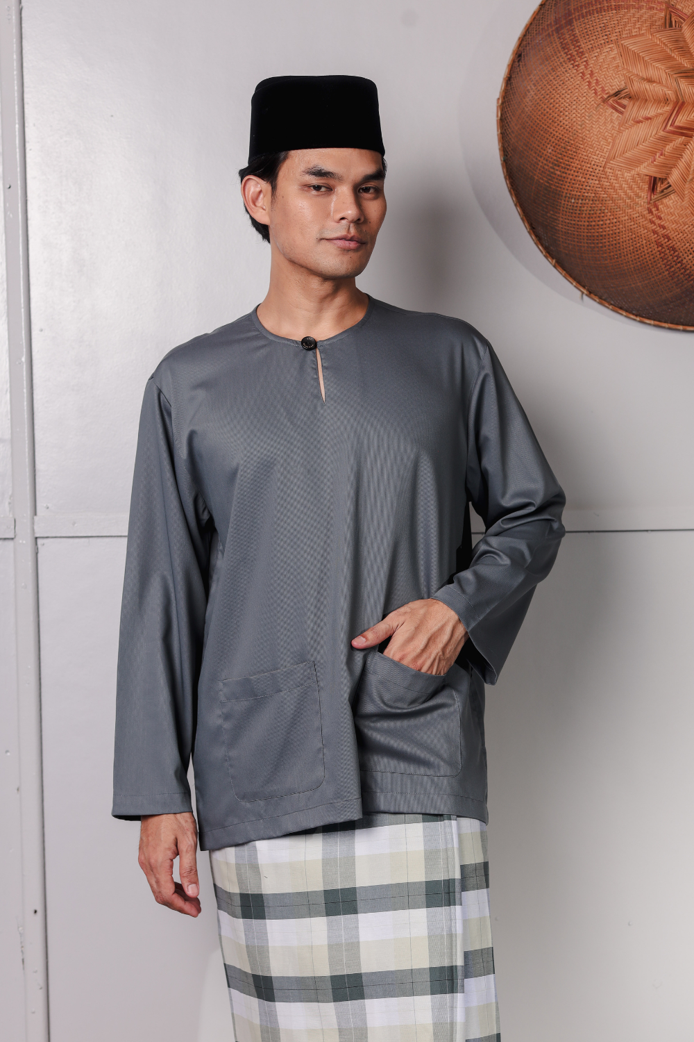 PANDAK - DARK GREY