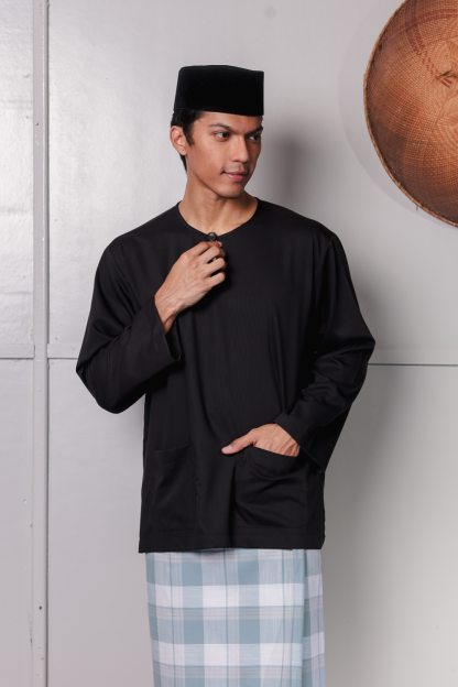 PANDAK - BLACK