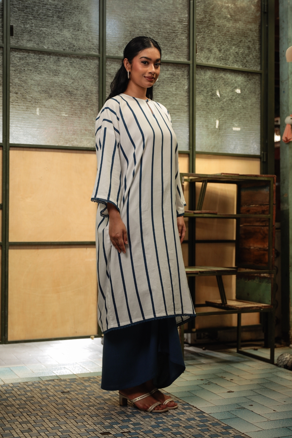 KURONG RAHIMAH - STRIPE NAVY BLUE