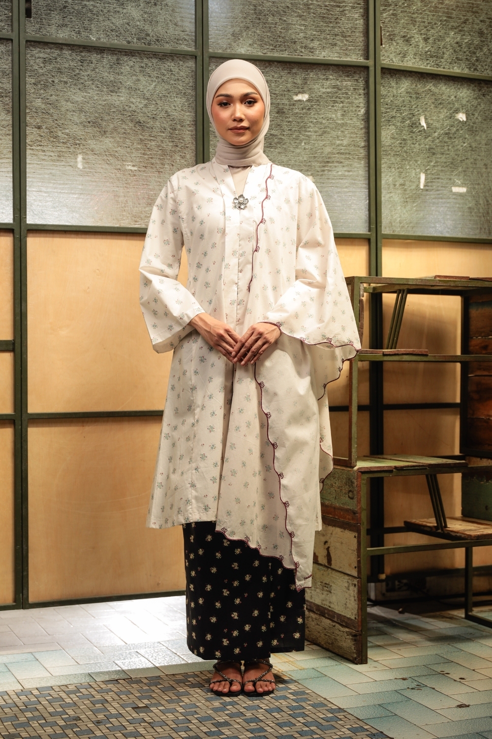 KEBAYA ROGAYAH - BLACK