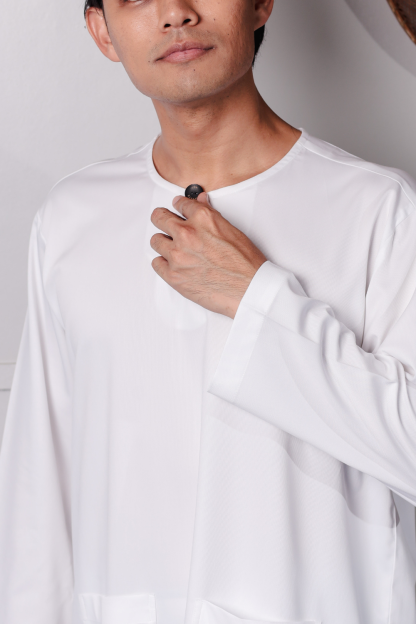 PANDAK - OFF WHITE