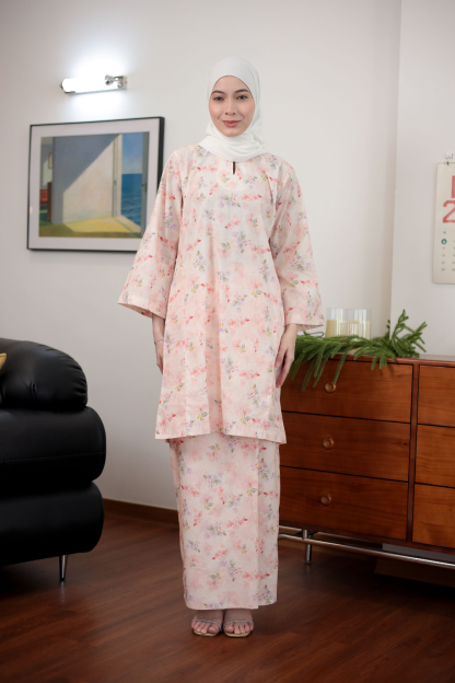 KURONG LELA - RED BLUSH