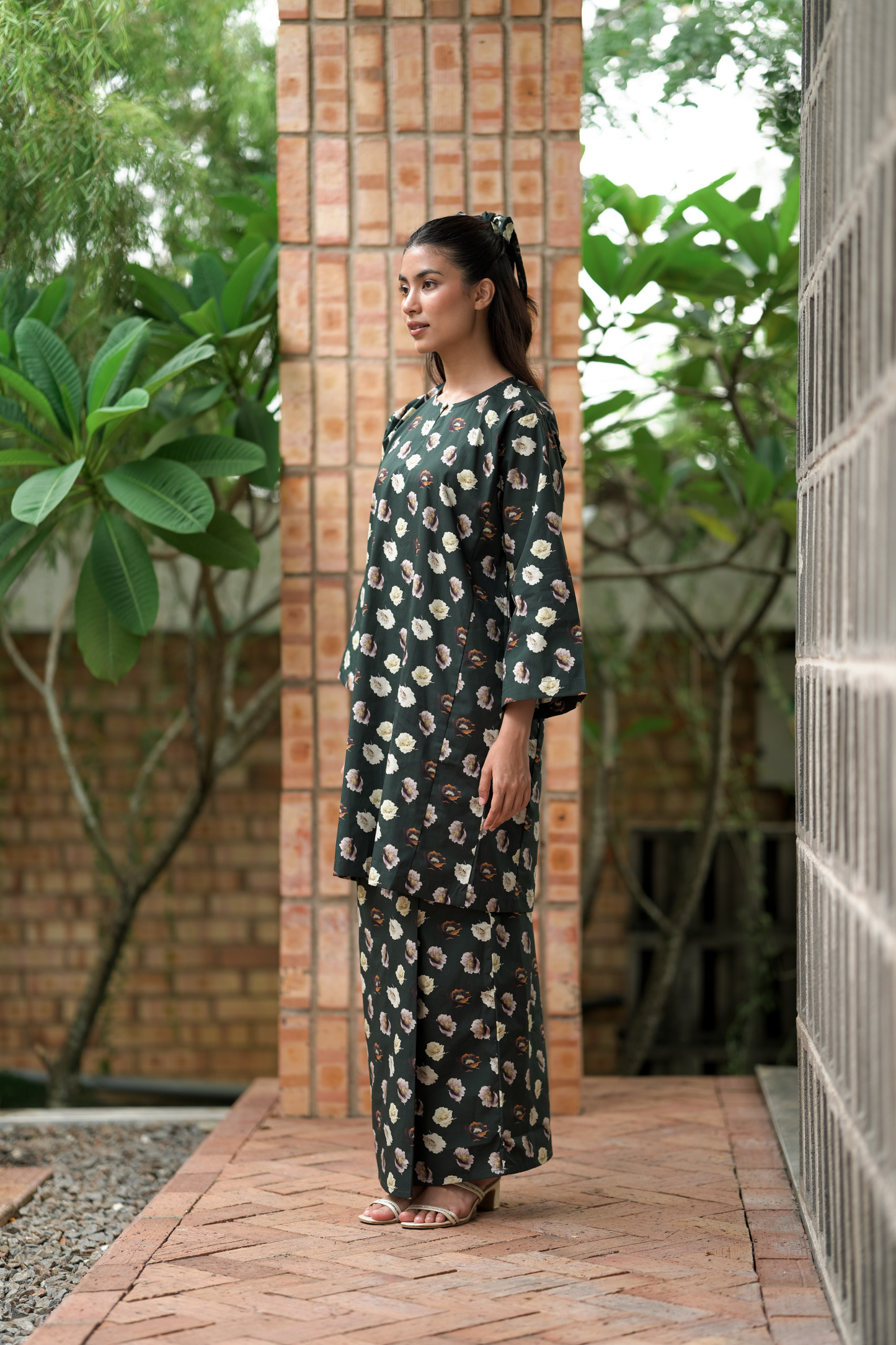 KURONG LELA - VIOLET BLOOM