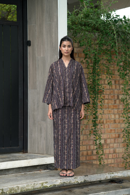 KEBAYA LINA - BLOOMING COFFEE