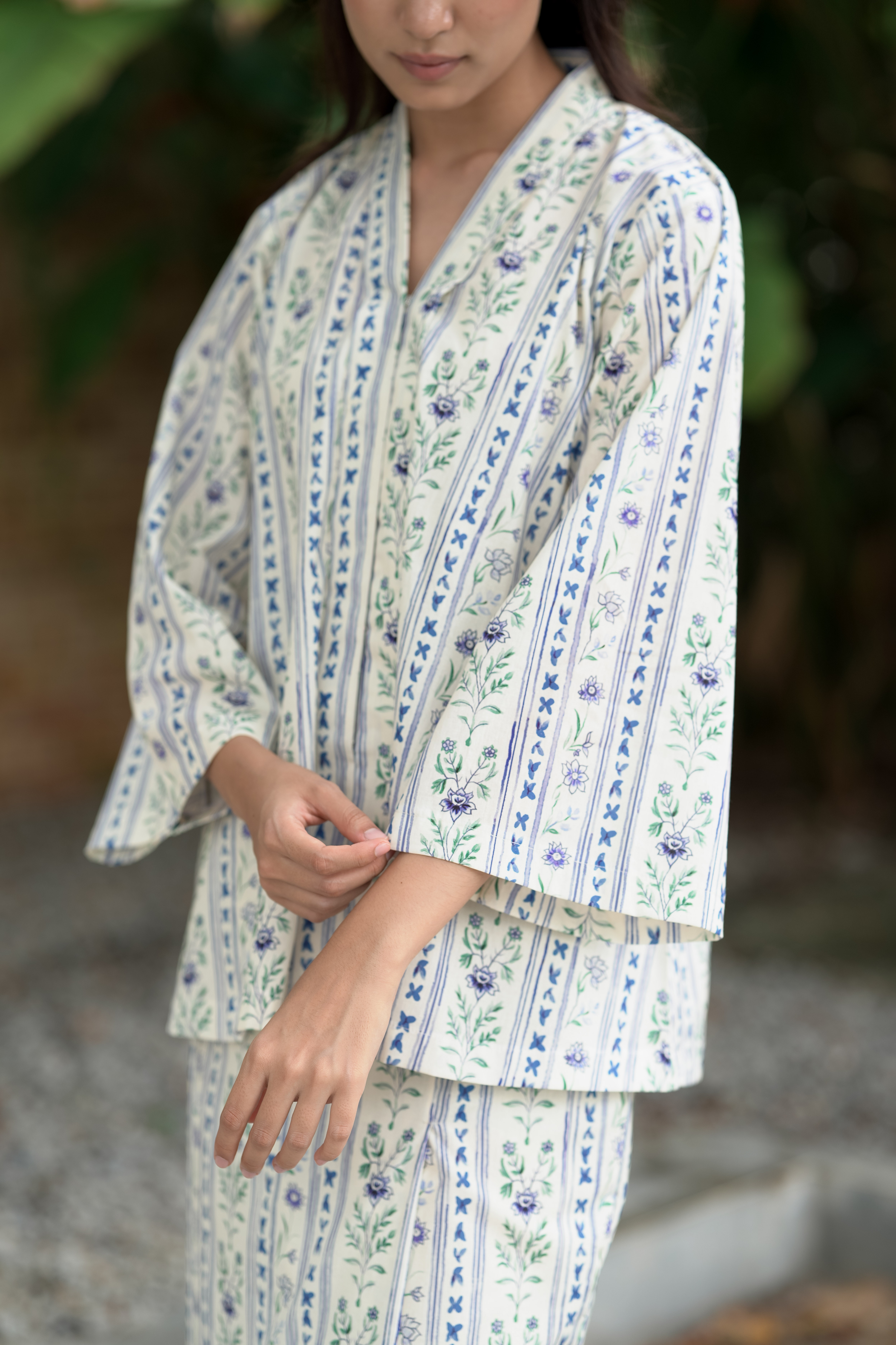 KEBAYA LINA - GARDEN BLUE