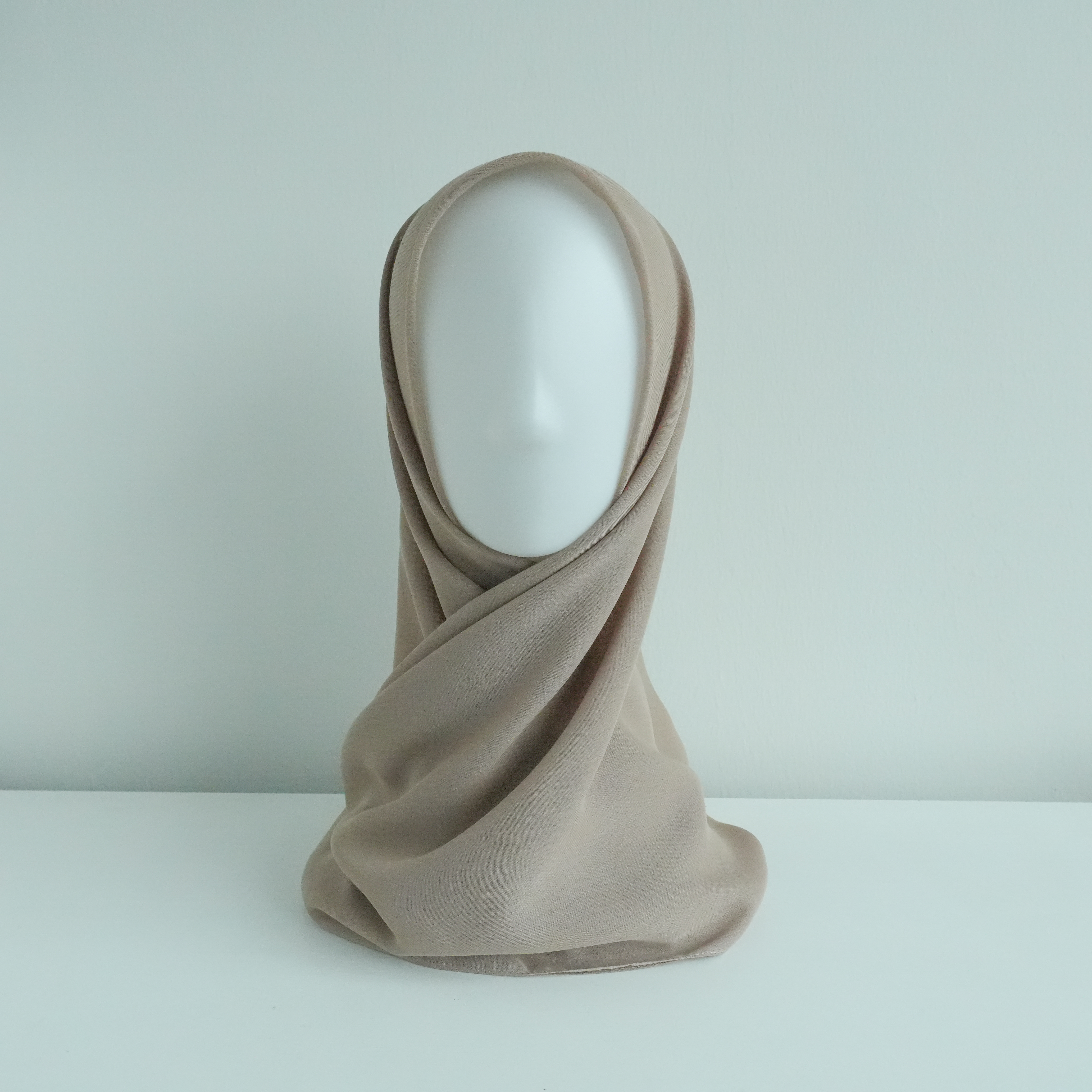 TUDUNG BAWAL NONA