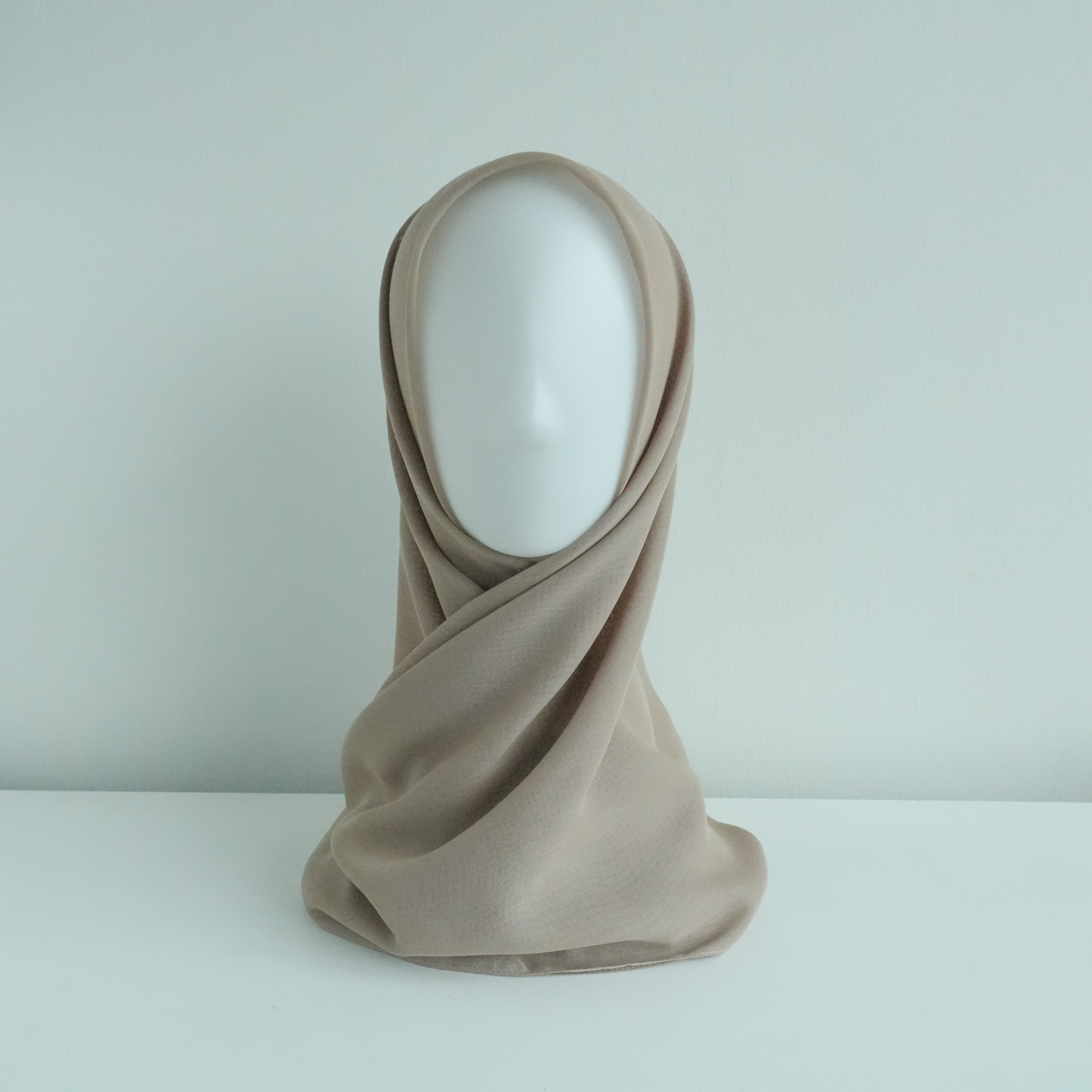 TUDUNG BAWAL NONA