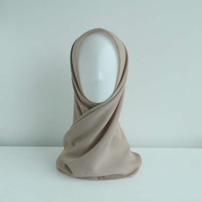 TUDUNG BAWAL NONA