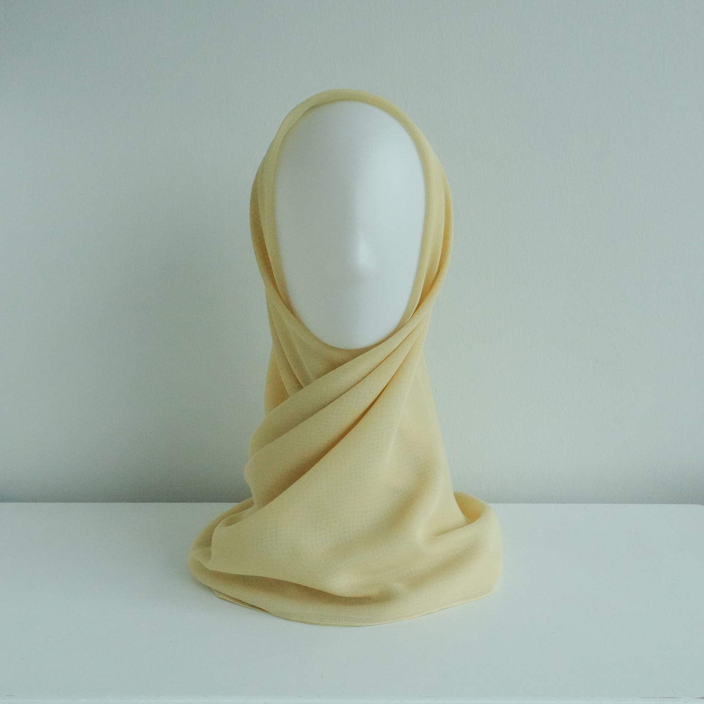 TUDUNG BAWAL NONA