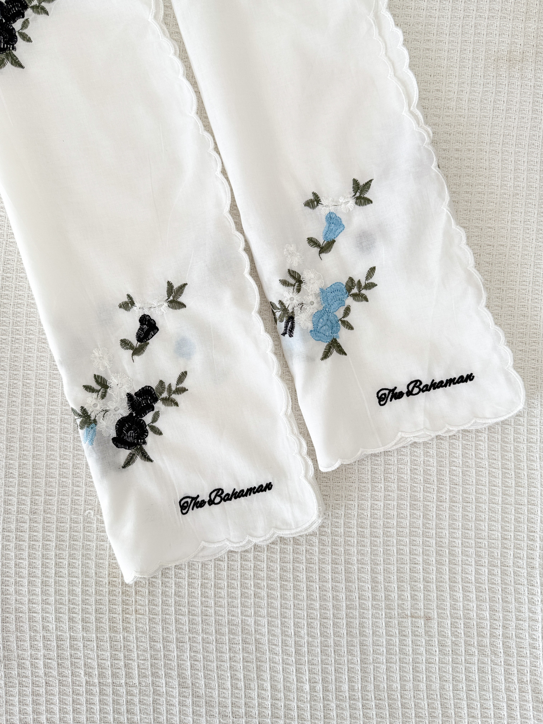 SELENDANG BUNGA - BUNGA BIRU