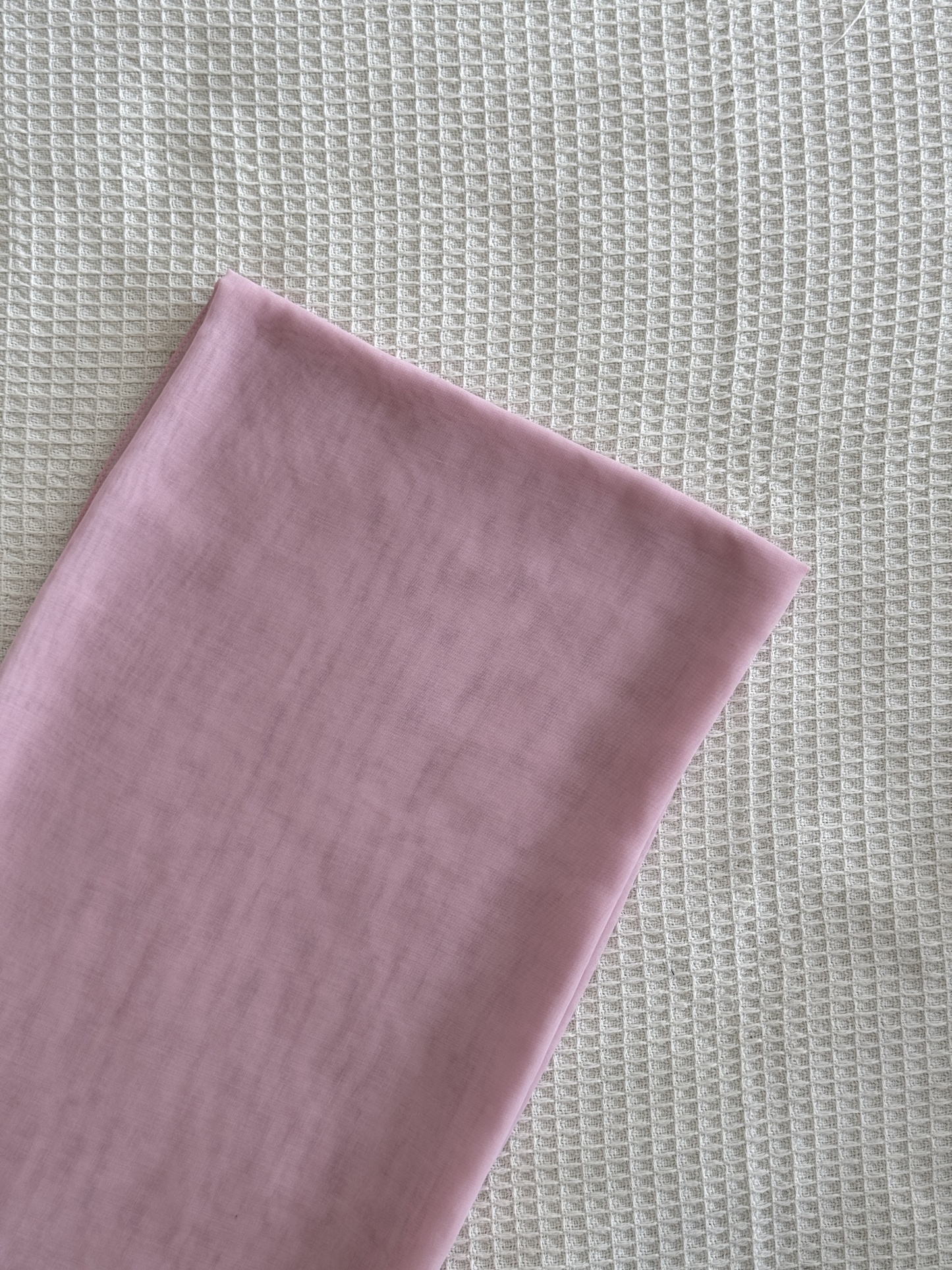 PALE PINK