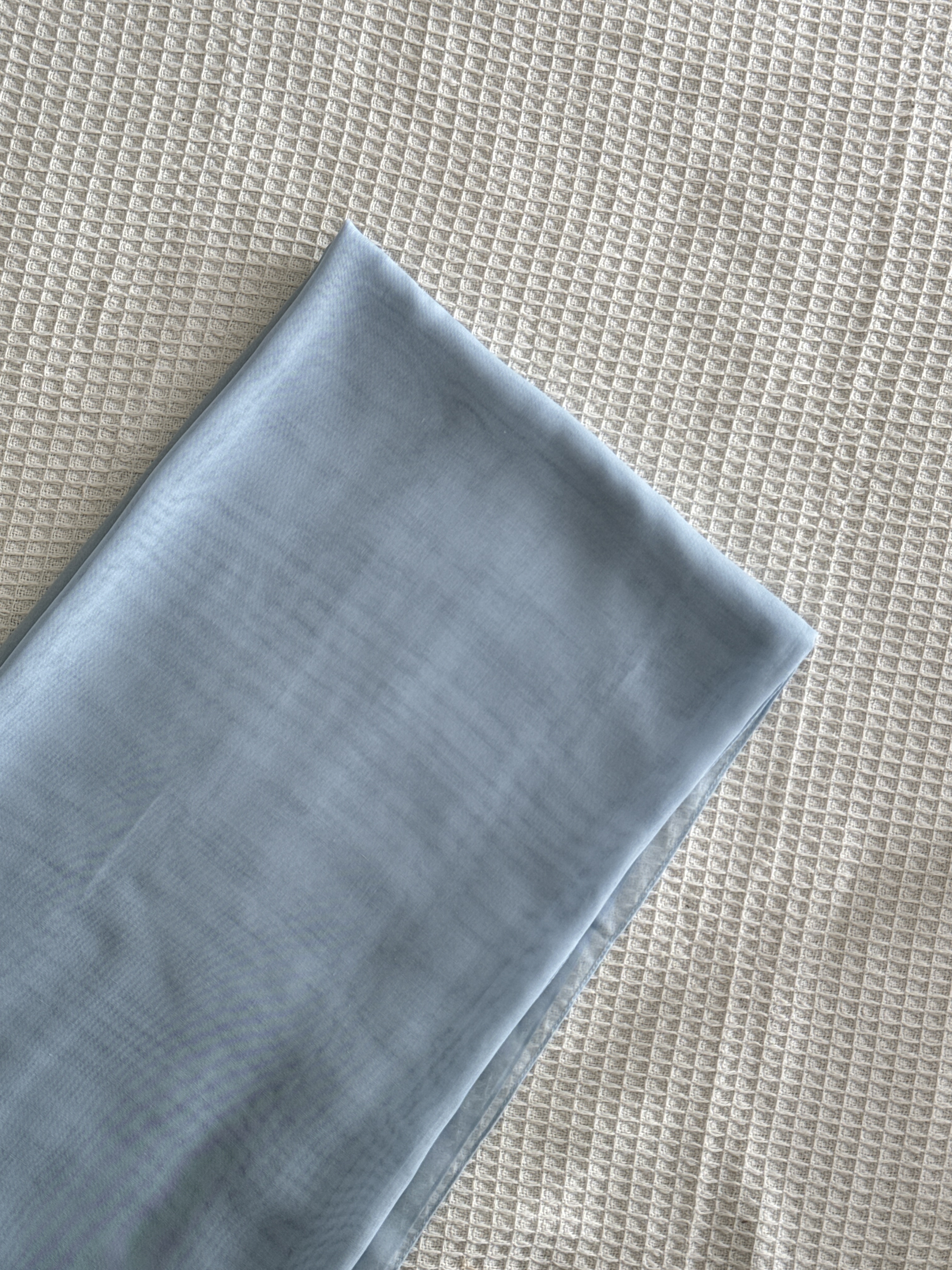 POWDER BLUE