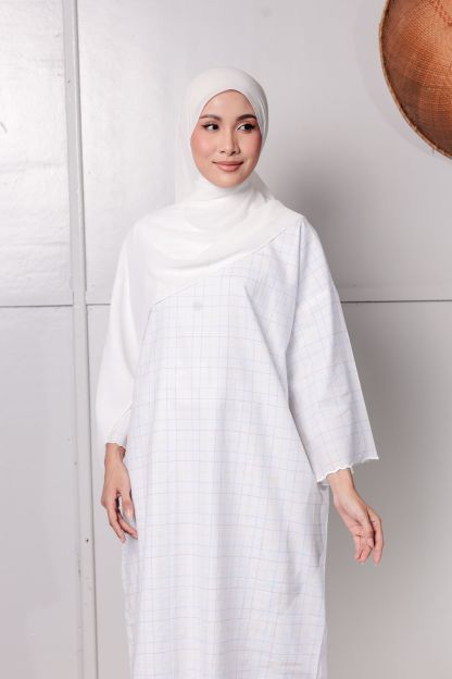 KURONG ZAINAB - CHECKED WHITE