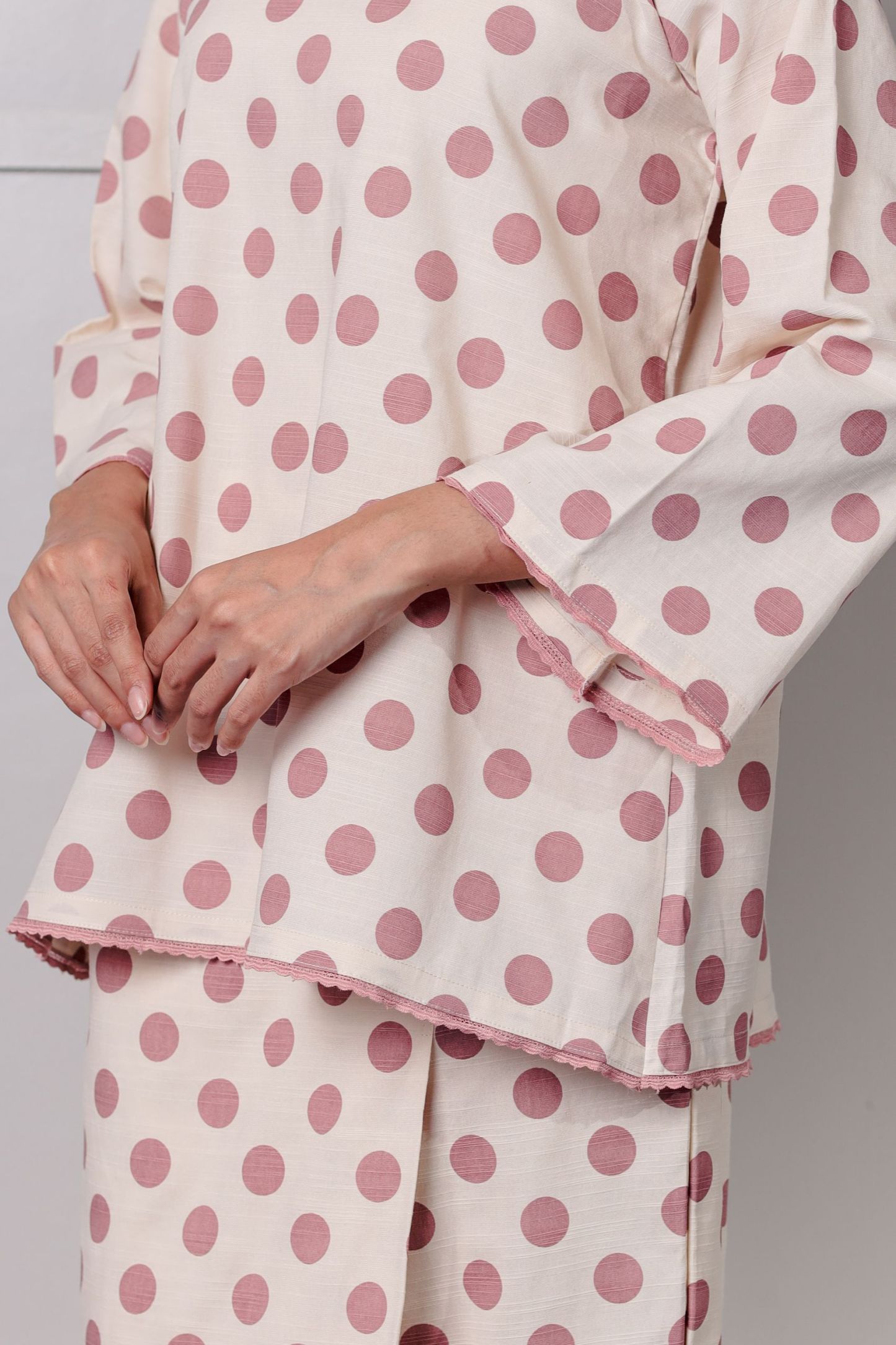 KURONG ASIAH - POLKA DUSTY PINK