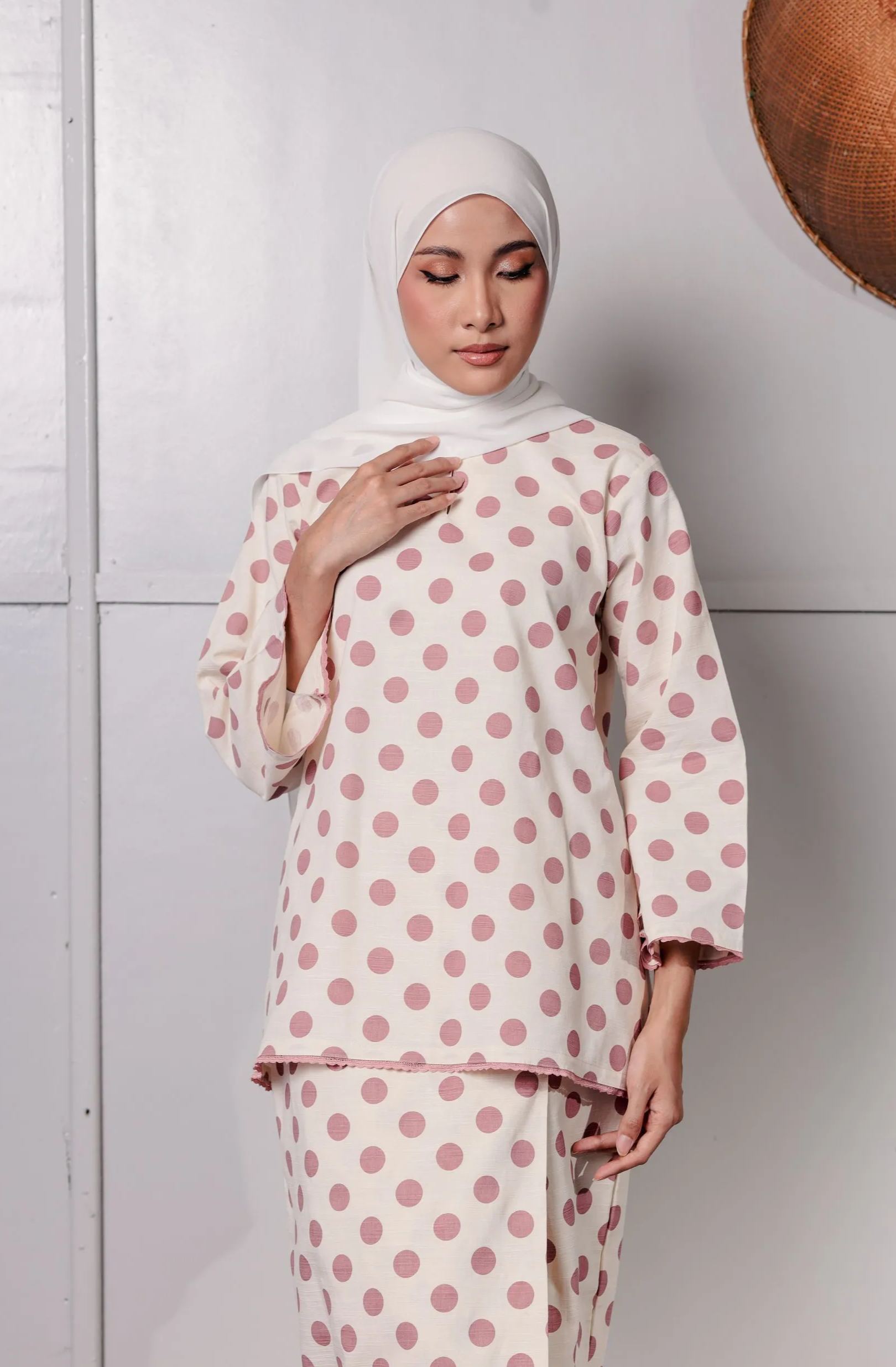 KURONG ASIAH - POLKA DUSTY PINK