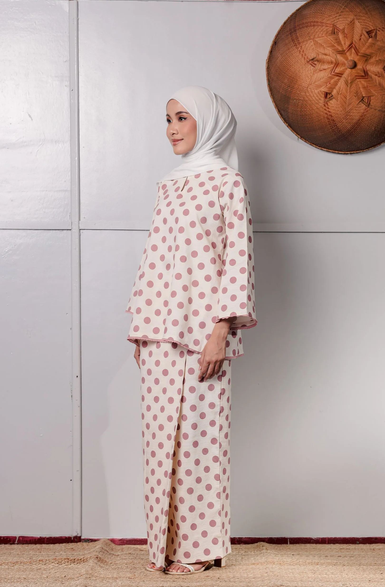 KURONG ASIAH - POLKA DUSTY PINK