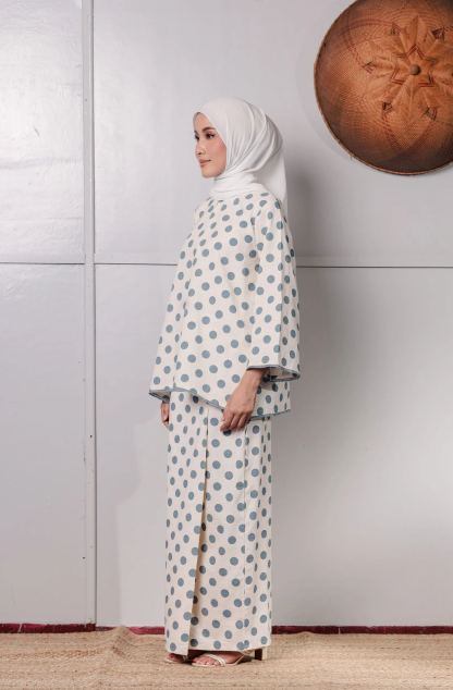 KURONG ASIAH - POLKA DUSTY BLUE