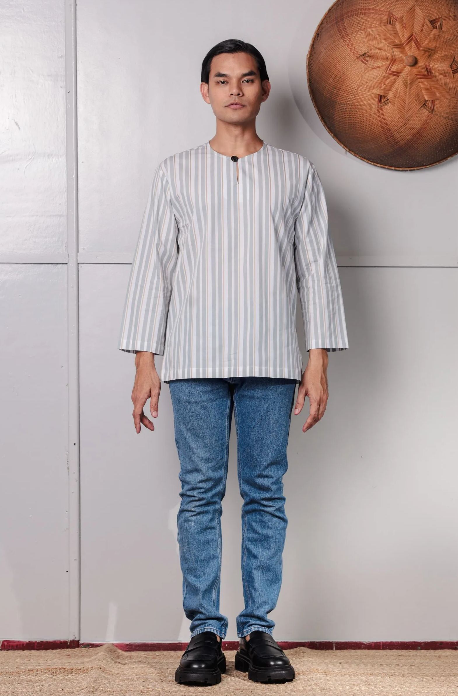 SAMPANA - STRIPE DUSTY GREEN