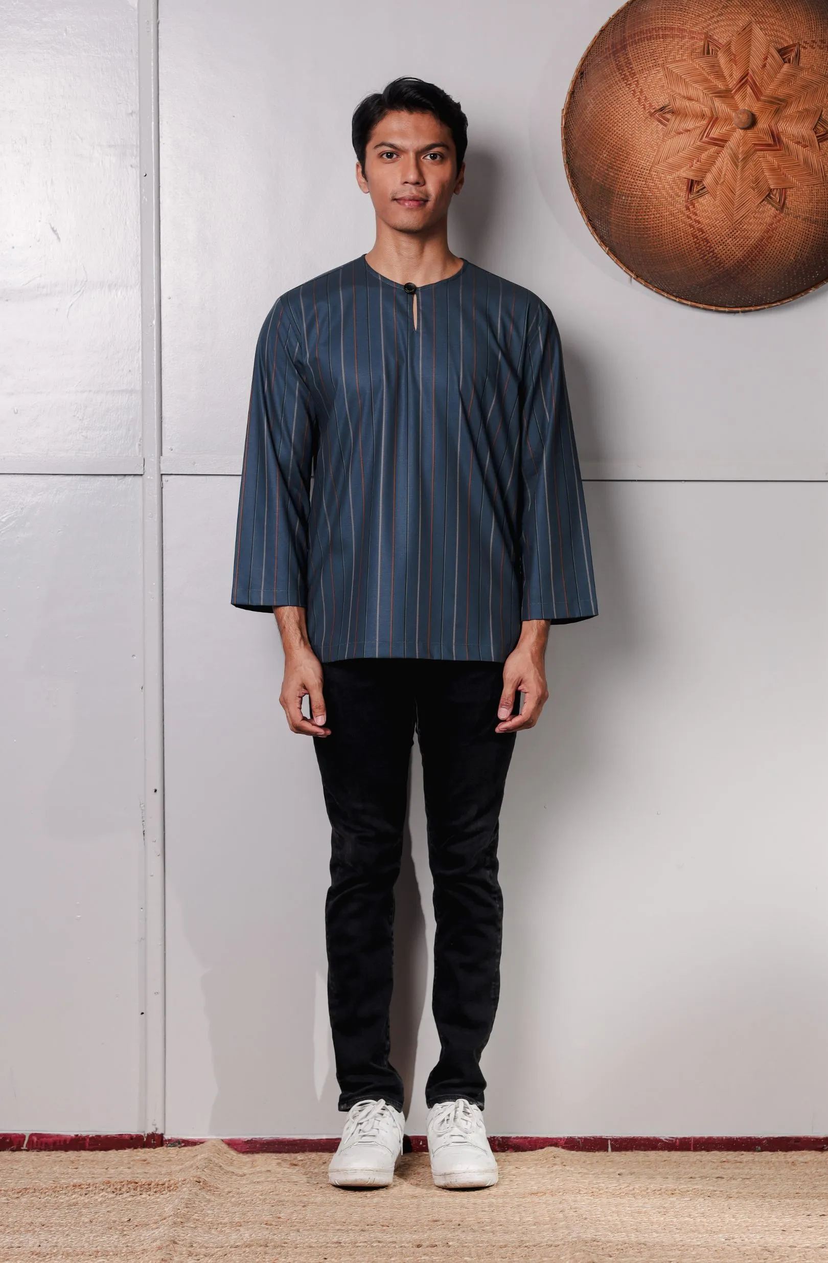 SAMPANA - STRIPE DUSTY BLUE