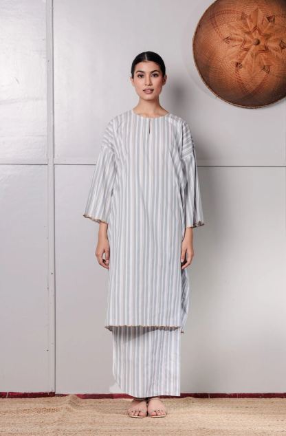 KURONG ZAINAB - STRIPE DUSTY GREEN