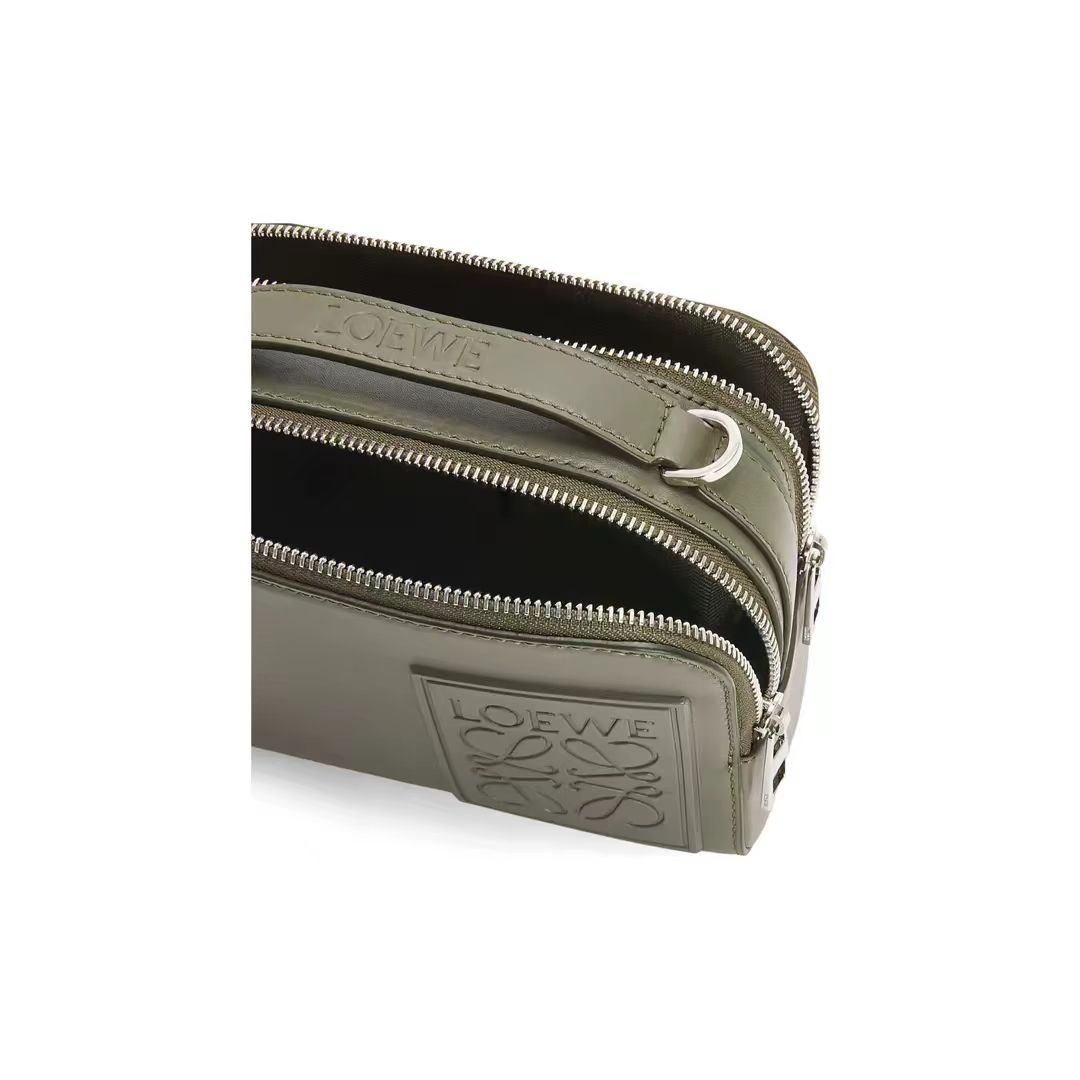 クロスボディ カメラバッグ ミニ（サテンカーフ）