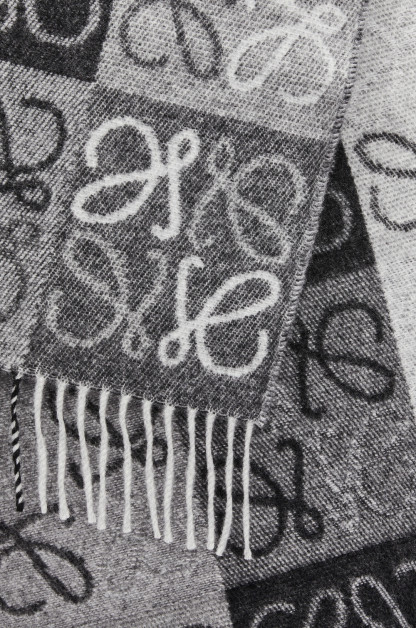 チェッカーボード スカーフ（ウール＆カシミヤ）