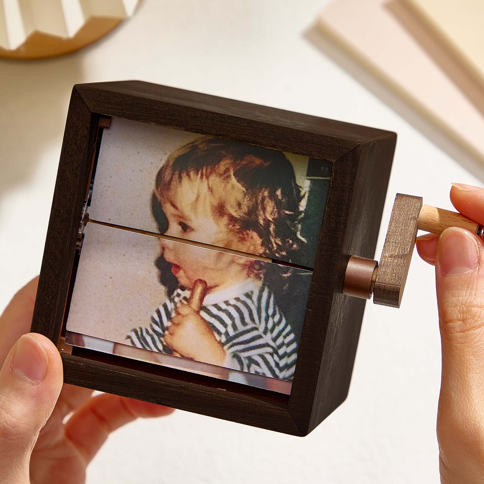 Custom Photo Flipbook Frame Animation Machine Mechanical Hand-cranked Photo Album Baby Photo Cube Frame Baby's Firsts