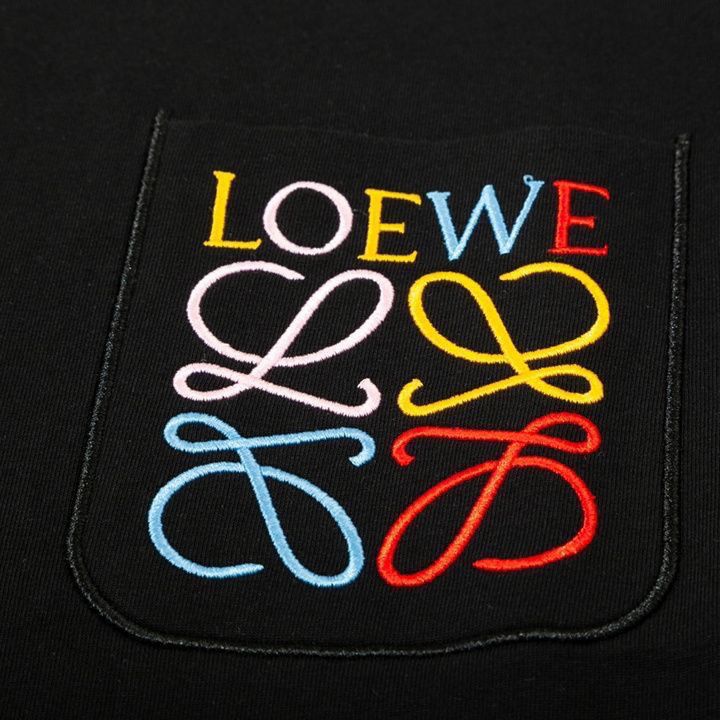 【LOEWE 公式旗艦店】（ロエベ）Tシャツ、ご好評に付き再入荷！