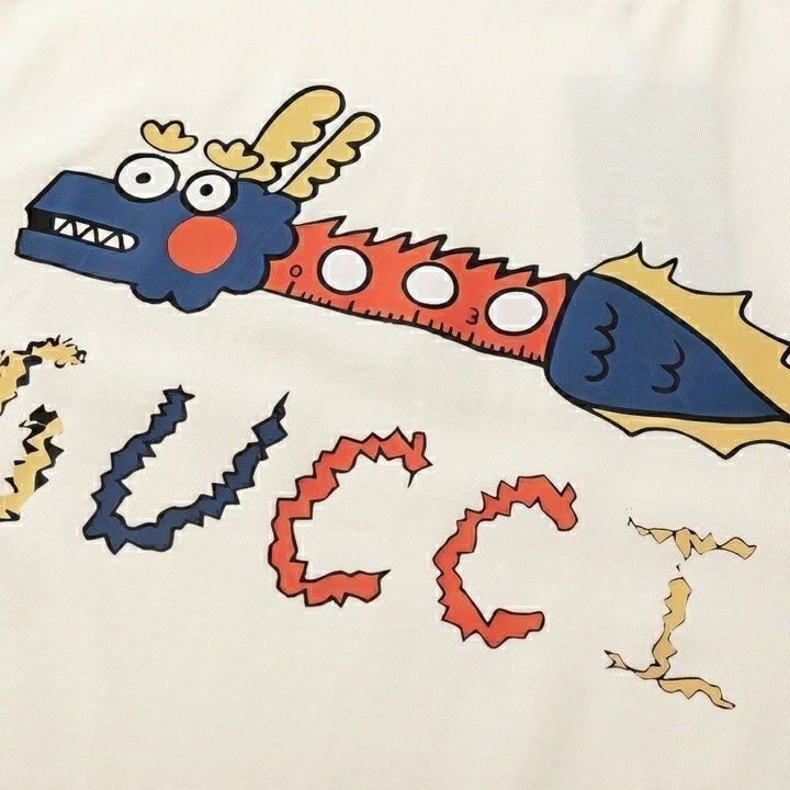 【Gucci 】(グッチ)半袖 男女兼用、ご好評に付き再入荷!