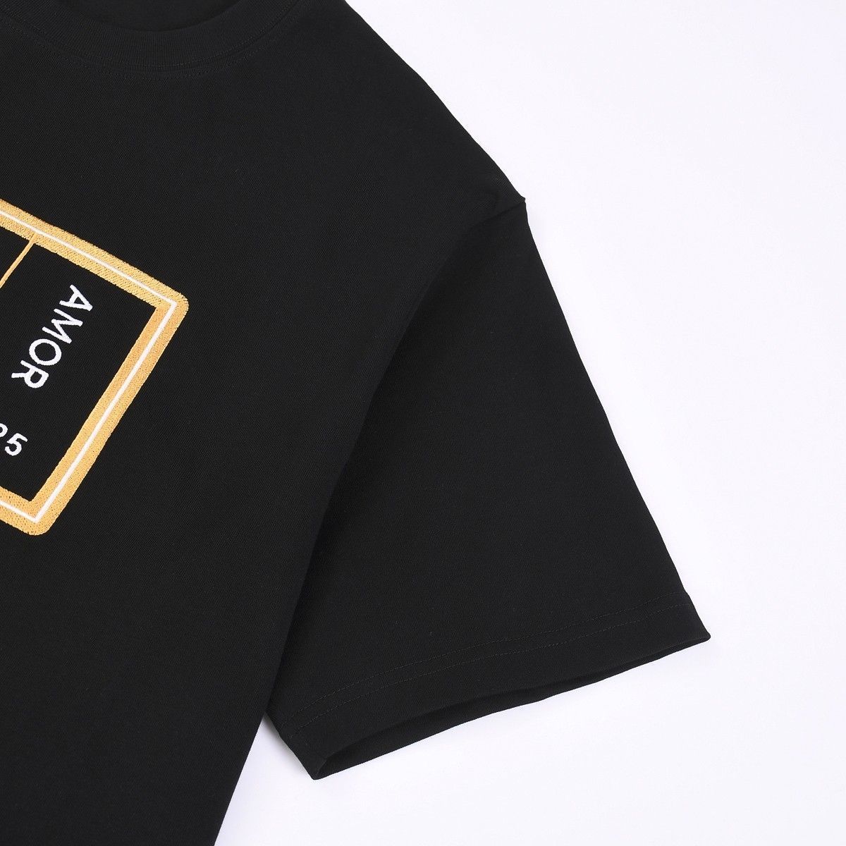 【FENDI公式旗艦店】 Tシャツ ご好評に付き再入荷!