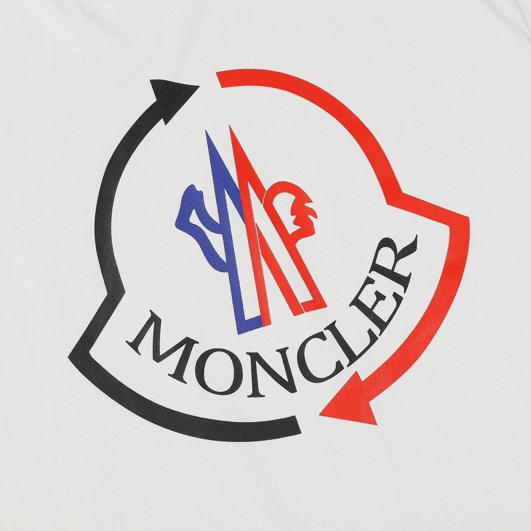 【Moncler 】（モンクレール）男女兼用、ご好評に付き再入荷！