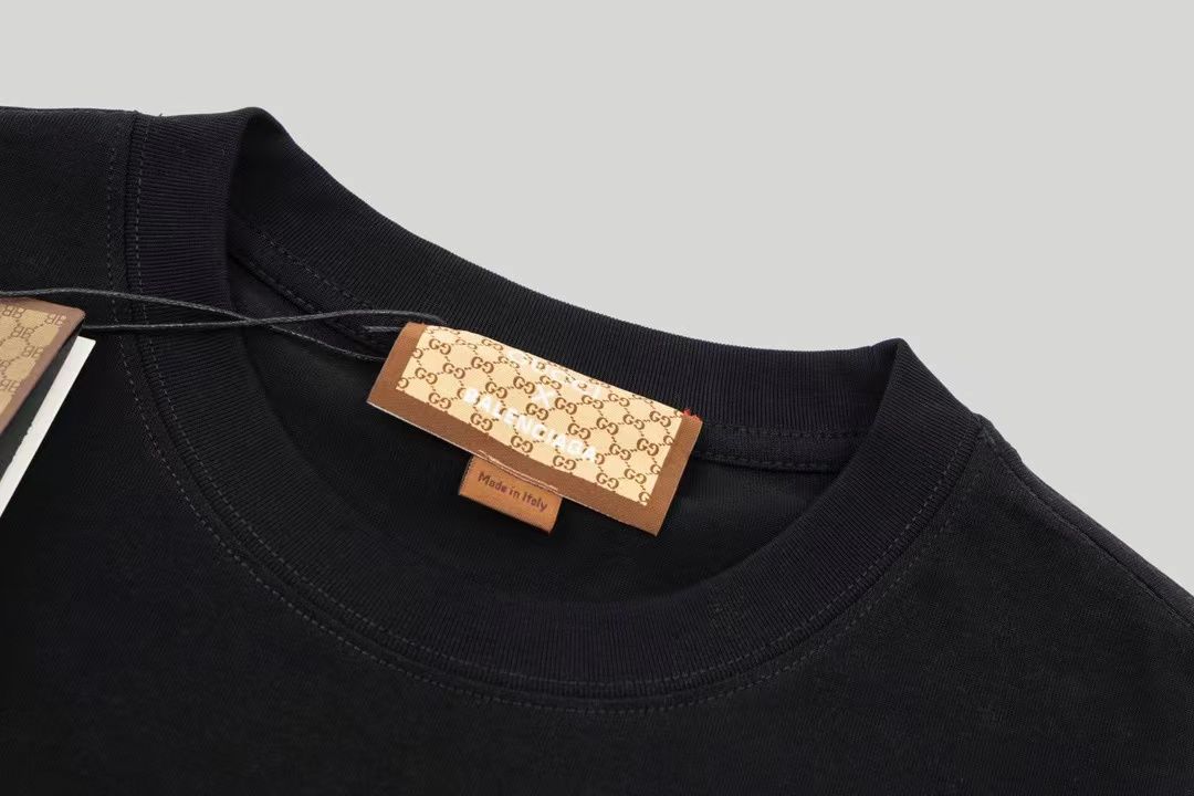 【GUCCI x BALENCIAGA旗艦店】Tシャツ ご好評に付き再入荷！