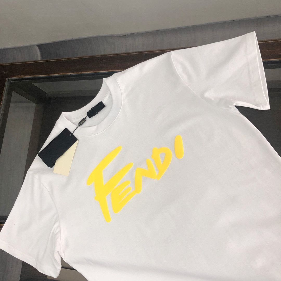 【FENDI公式旗艦店】 Tシャツ ご好評に付き再入荷！