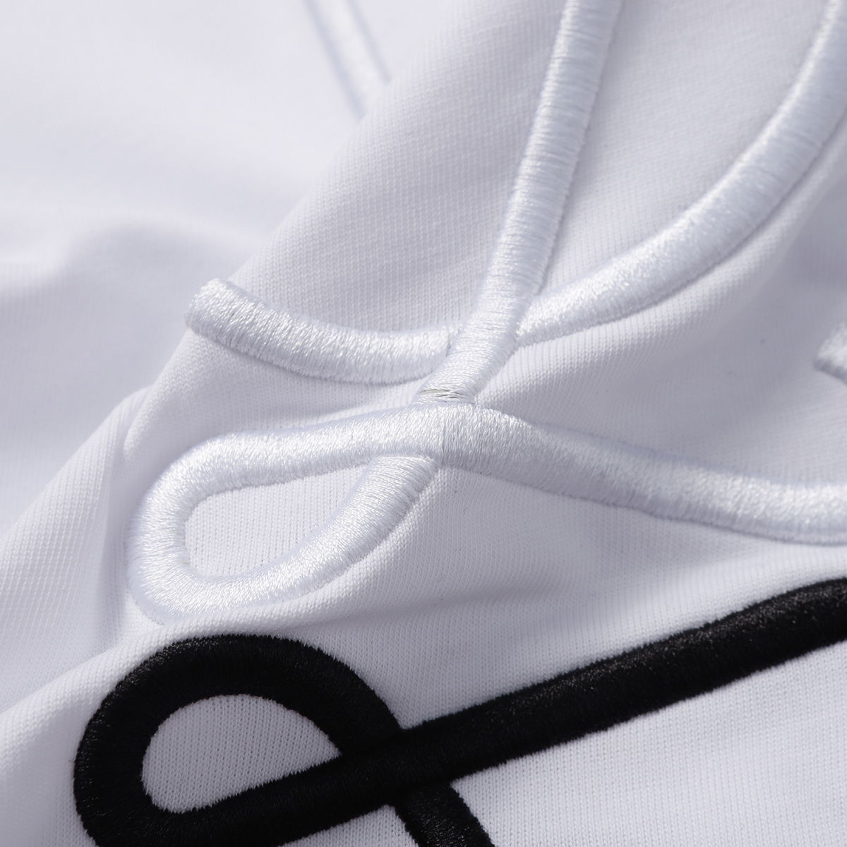 【LOEWE 公式旗艦店】（ロエベ）Tシャツ、ご好評に付き再入荷！