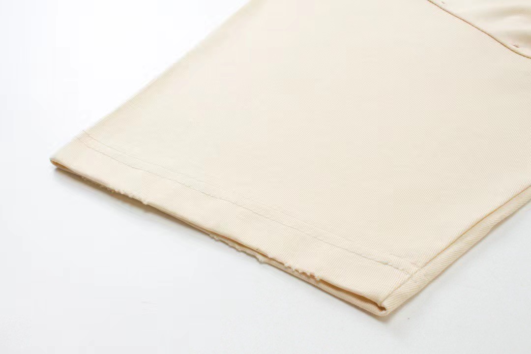 【BALENCIAGA 公式旗艦店】 バレンシアガ Tシャツ ご好評に付き再入荷！