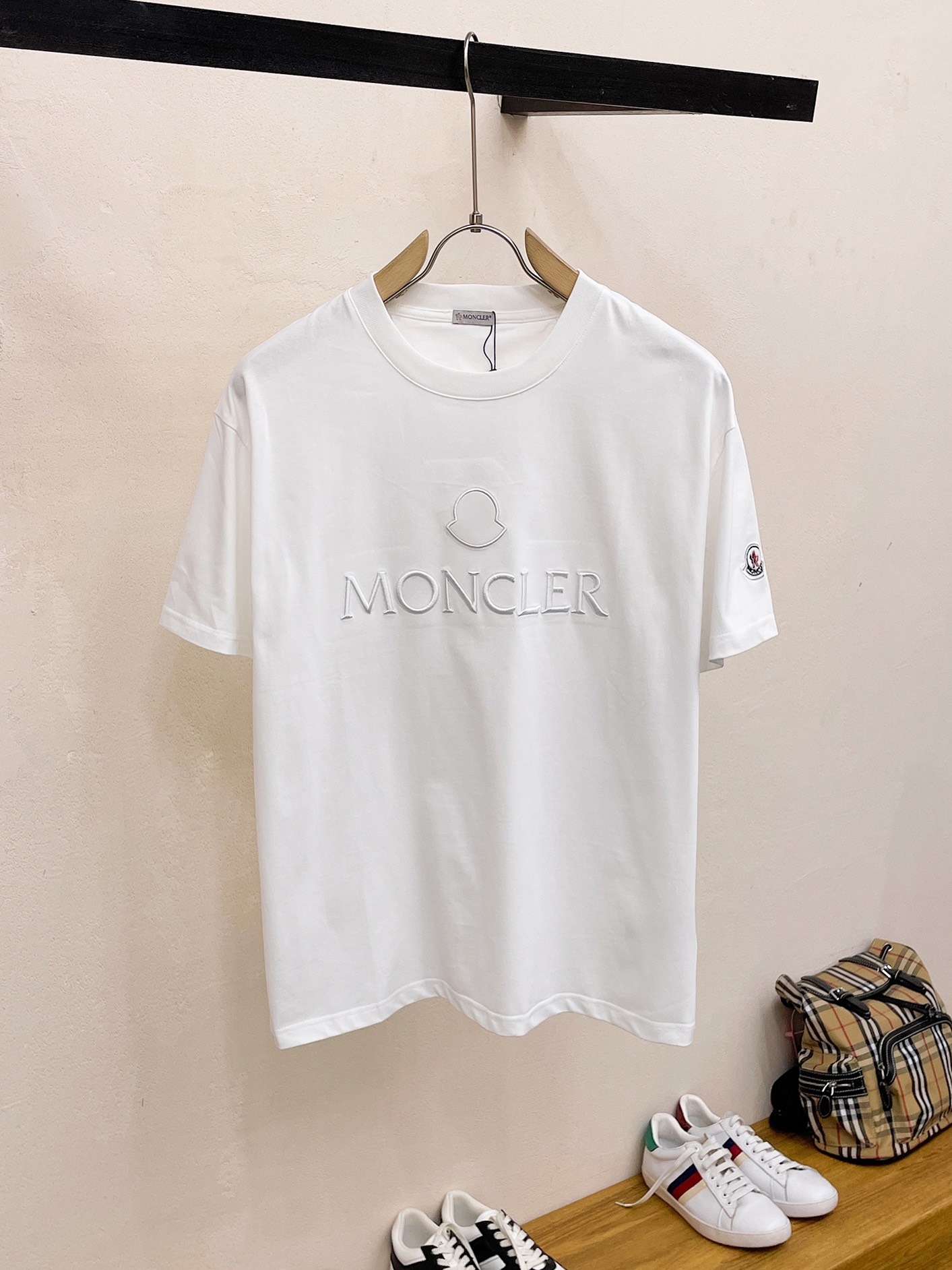 【Moncler 】（モンクレール）男女兼用、ご好評に付き再入荷！